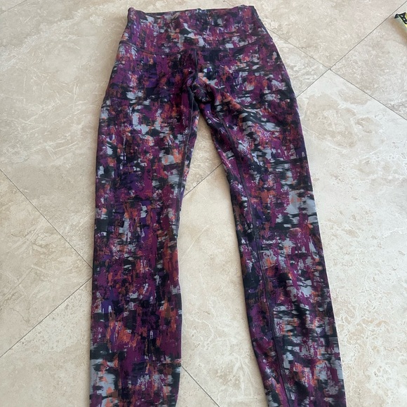 lululemon athletica Women's Wonder Train High Rise Size 6 Cinder Flash Leggings - Picture 8 of 10